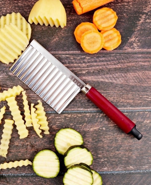 Кухонный волнистый нож для фигурной нарезки овощей (6100)